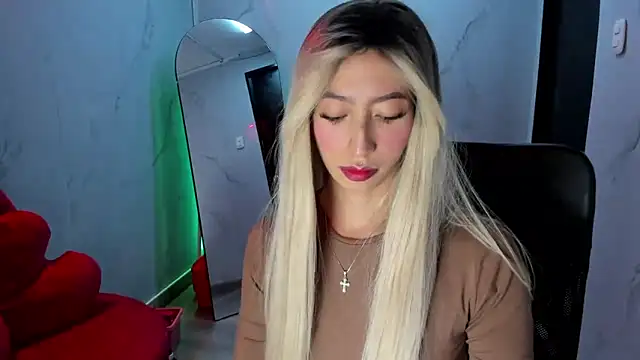 Snapshot of LilithCooperr_ chatting on October 22, 2025, 10:20 pm LilithCooperr  online show from October 22, 2025, 10:20 pm