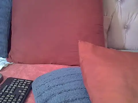 SweetMellowX1 online show from February 11, 2025, 4:46 pm
