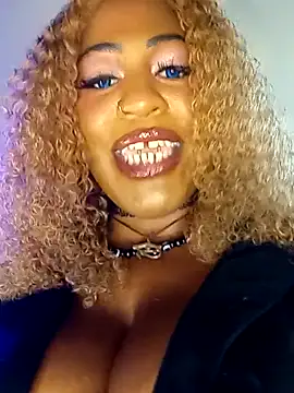 AmazonianMistress online show from July 28, 2026, 7:39 pm