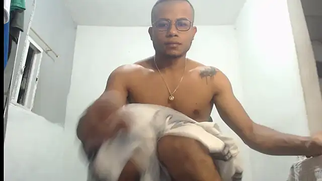 Snapshot of grandominantex1 chatting on September 26, 2025, 1:20 am grandominantex1 online show from September 26, 2025, 1:20 am