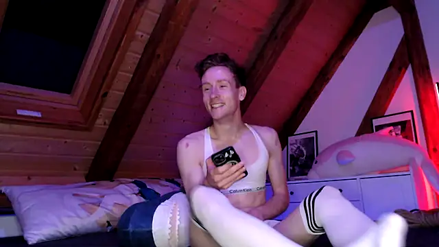 Femboy Lockey online show from September 10, 2025, 6:19 pm