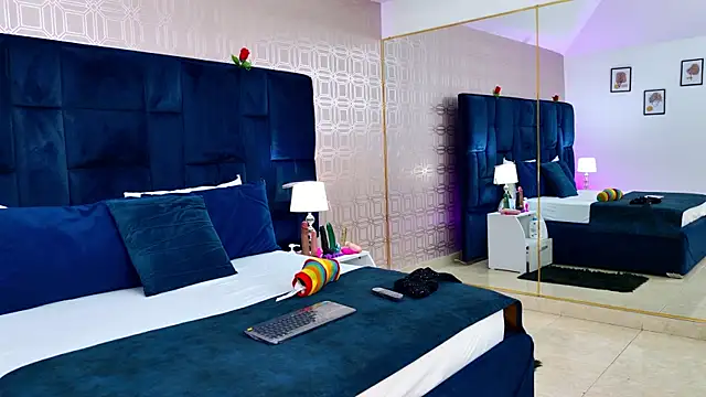 AnyLeonhard online show from September 8, 2025, 7:35 pm