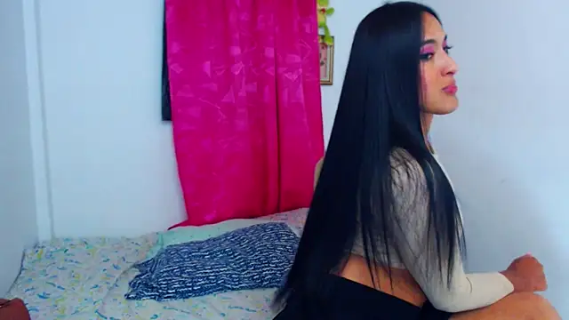 Snapshot of misss_estrella chatting on September 22, 2025, 9:06 pm misss estrella online show from September 22, 2025, 9:06 pm