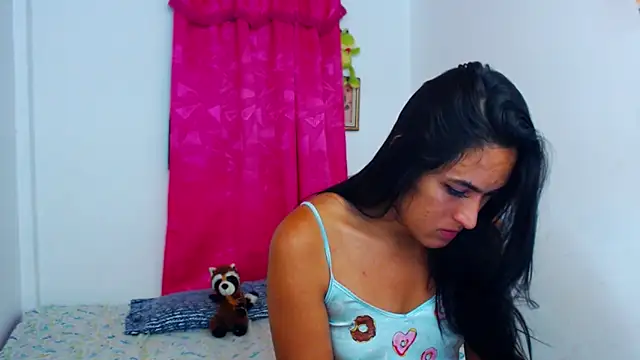 Snapshot of misss_estrella chatting on September 23, 2025, 11:02 am misss estrella online show from September 23, 2025, 11:02 am