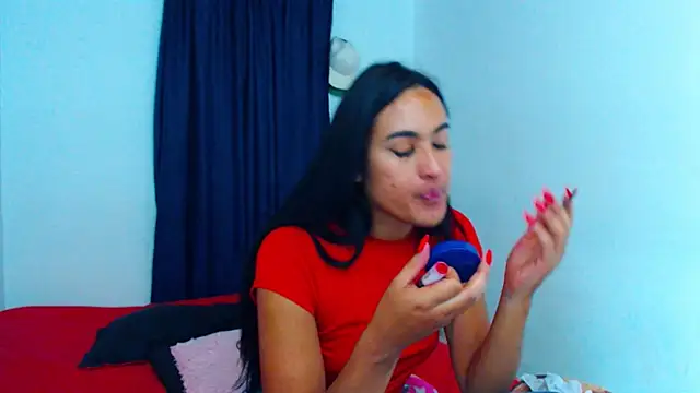 Snapshot of misss_estrella chatting on October 25, 2025, 8:00 am misss estrella online show from October 25, 2025, 8:00 am