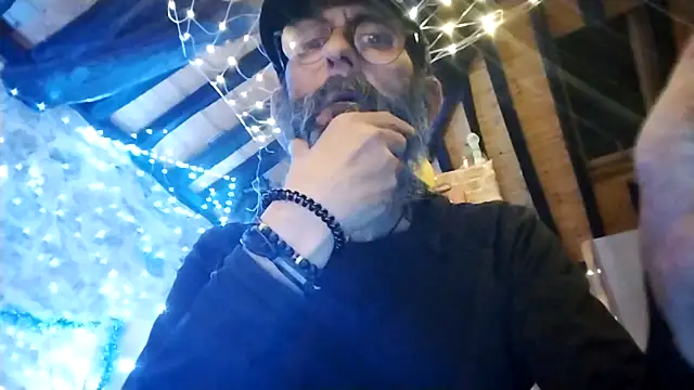 Oridama123 online show from May 3, 2026, 1:44 am