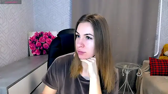 Snapshot of Naughty__Megan chatting on February 20, 2025, 7:34 am Naughty Megan online show from February 20, 2025, 7:34 am