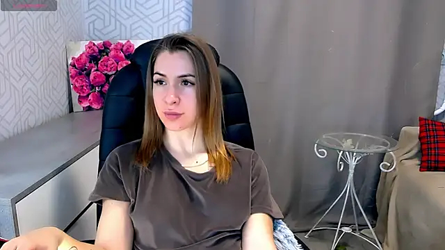Snapshot of Naughty__Megan chatting on February 20, 2025, 10:37 am Naughty Megan online show from February 20, 2025, 10:37 am