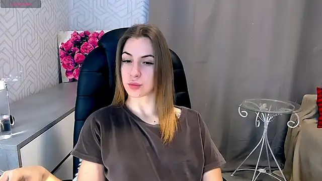 Snapshot of Naughty__Megan chatting on February 20, 2025, 4:46 pm Naughty Megan online show from February 20, 2025, 4:46 pm