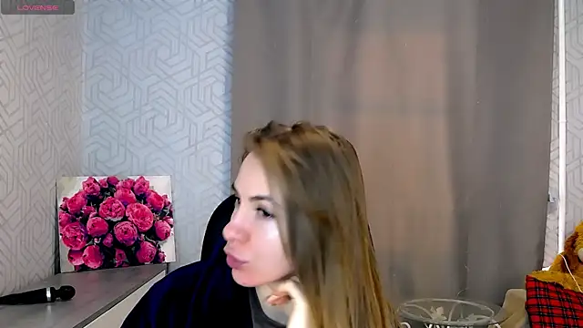 Snapshot of Naughty__Megan chatting on March 1, 2025, 6:46 am Naughty Megan online show from March 1, 2025, 6:46 am