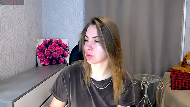 Snapshot of Naughty__Megan chatting on March 3, 2025, 5:09 am Naughty Megan online show from March 3, 2025, 5:09 am