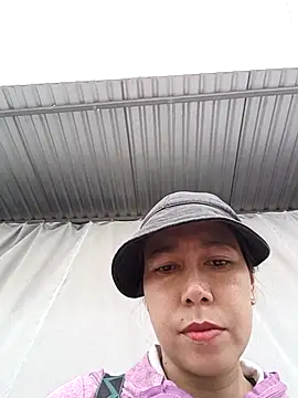 Snapshot of 2HotAsain4u chatting on October 21, 2025, 1:50 am 2HotAsain4u online show from October 21, 2025, 1:50 am