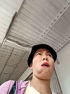 Snapshot of 2HotAsain4u chatting on February 8, 2026, 6:28 am 2HotAsain4u online show from February 8, 2026, 6:28 am