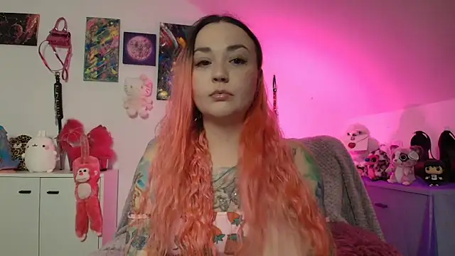 PinkHurricaneOfficial online show from November 2, 2025, 6:43 pm