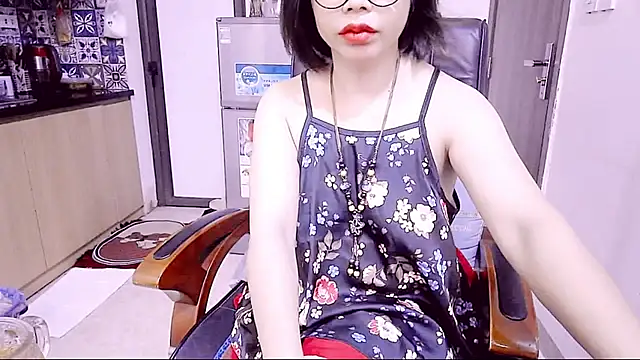Miu-Le online show from May 6, 2026, 4:34 pm