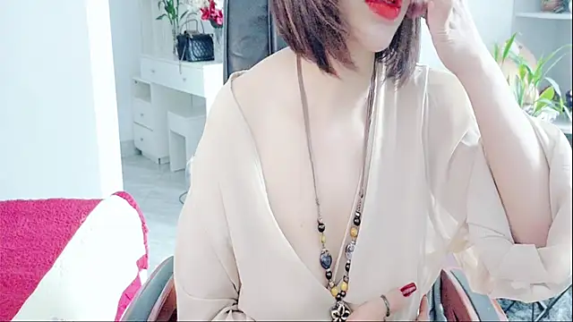 Snapshot of Miu-Le chatting on August 5, 2026, 6:11 pm Miu-Le online show from August 5, 2026, 6:11 pm