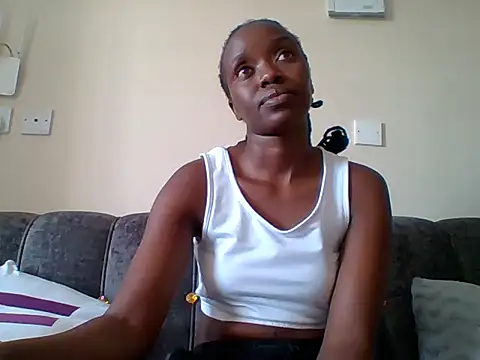 Snapshot of sexy_darleen23 chatting on December 17, 2024, 12:00 pm sexy darleen23 online show from December 17, 2024, 12:00 pm