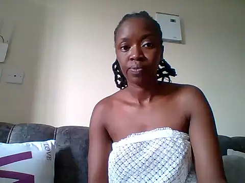Snapshot of sexy_darleen23 chatting on January 11, 2025, 8:00 am sexy darleen23 online show from January 11, 2025, 8:00 am