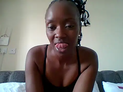 Snapshot of sexy_darleen23 chatting on February 6, 2025, 8:50 am sexy darleen23 online show from February 6, 2025, 8:50 am