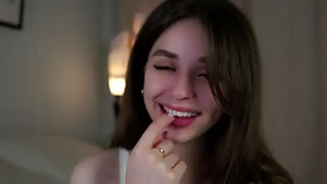 EstherMitchel online show from January 18, 2025, 1:08 am