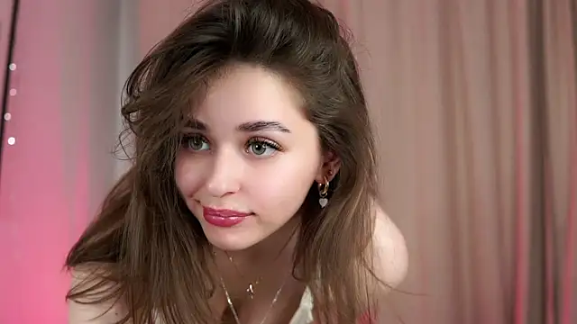 EstherMitchel online show from January 28, 2025, 7:22 am