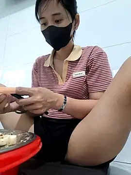 Xaoxang online show from October 1, 2025, 8:42 am