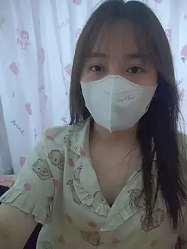 Kajisu 26 online show from May 14, 2026, 1:01 am
