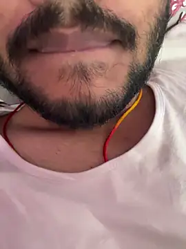 Snapshot of Cum_on_your_tityyy chatting on April 21, 2026, 4:45 pm Cum on your tityyy online show from April 21, 2026, 4:45 pm