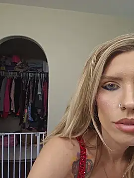 ellieconradxo online show from July 22, 2026, 4:32 pm