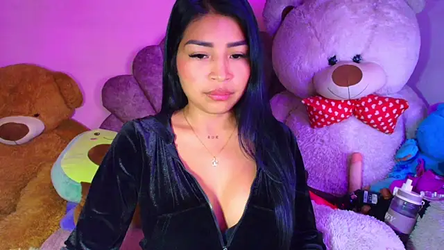 Pocahontascute 33 online show from June 5, 2026, 2:12 pm