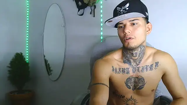 Skartoliver online show from October 18, 2025, 2:51 pm