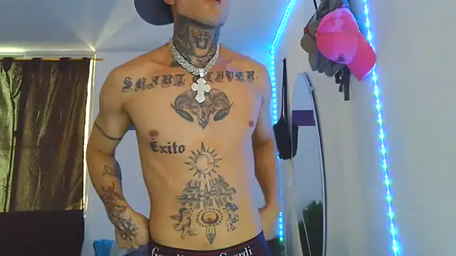 Skartoliver online show from October 29, 2025, 3:36 pm