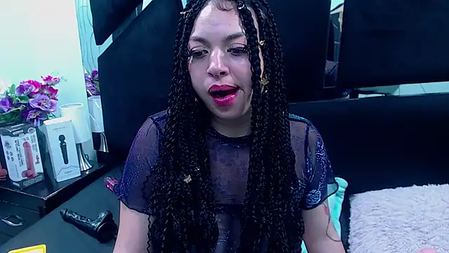 Snapshot of Cocoo_Nuth chatting on January 5, 2025, 10:21 am Cocoo Nuth online show from January 5, 2025, 10:21 am