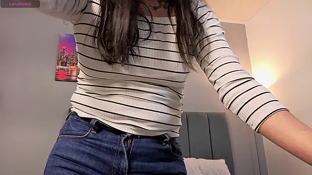 Alli cooper online show from June 17, 2026, 1:56 pm