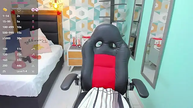 Snapshot of CATIAJONES chatting on October 8, 2025, 7:22 pm CATIAJONES online show from October 8, 2025, 7:22 pm