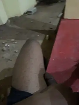 Snapshot of Black-mamba-madingo chatting on September 27, 2025, 12:15 am Black-mamba-madingo online show from September 27, 2025, 12:15 am