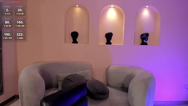 Snapshot of AmberLewis_ chatting on January 8, 2025, 9:10 am AmberLewis online show from January 8, 2025, 9:10 am