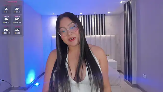 Snapshot of AmberLewis_ chatting on January 18, 2025, 3:09 am AmberLewis online show from January 18, 2025, 3:09 am