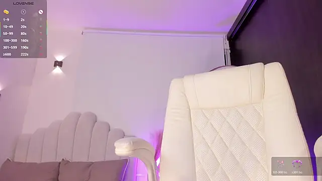 AmberLewis  online show from August 9, 2026, 3:23 am