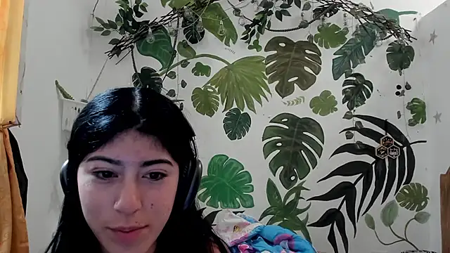 Snapshot of chaymae_nah_ chatting on October 20, 2025, 3:01 pm chaymae nah  online show from October 20, 2025, 3:01 pm