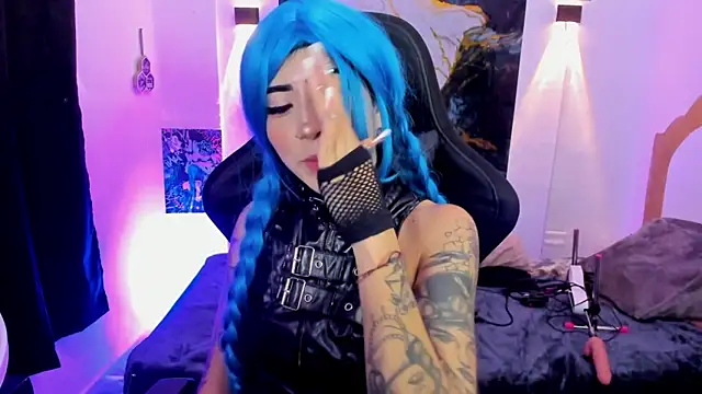 Snapshot of chaymae_nah_ chatting on March 18, 2026, 1:25 pm chaymae nah online show from March 18, 2026, 1:25 pm