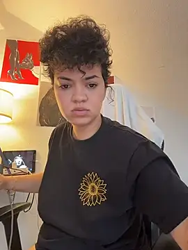 Snapshot of rafamarianoofc chatting on November 1, 2025, 1:24 pm rafamarianoofc online show from November 1, 2025, 1:24 pm