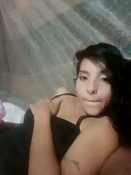 reina 87 online show from November 6, 2025, 2:12 am