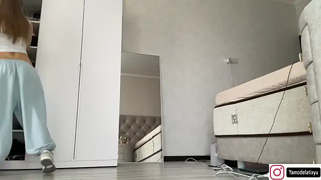 Snapshot of diffgirls2 chatting on September 26, 2025, 9:24 am diffgirls2 online show from September 26, 2025, 9:24 am