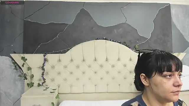 Snapshot of AmberGreyy_ chatting on February 8, 2026, 1:47 pm AmberGreyy online show from February 8, 2026, 1:47 pm