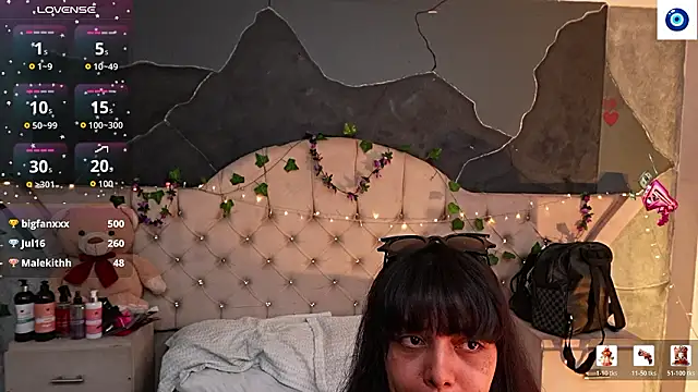 Snapshot of AmberGreyy_ chatting on March 7, 2026, 12:46 pm AmberGreyy online show from March 7, 2026, 12:46 pm