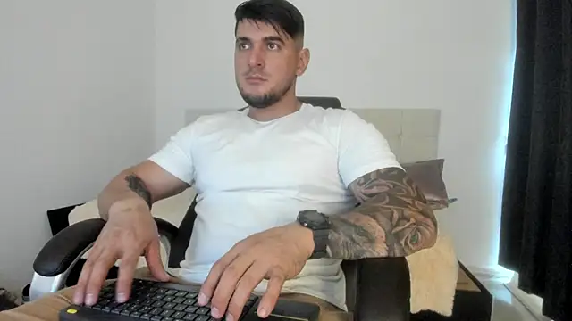 Teilor Creed online show from October 1, 2025, 8:04 pm