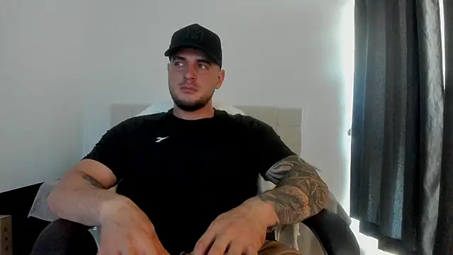 Teilor Creed online show from October 20, 2025, 7:03 pm