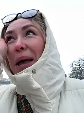 LovenseLush online show from February 11, 2026, 2:00 pm