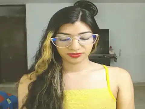 Snapshot of engielphoenis14 chatting on December 4, 2024, 10:19 pm engielphoenis14 online show from December 4, 2024, 10:19 pm